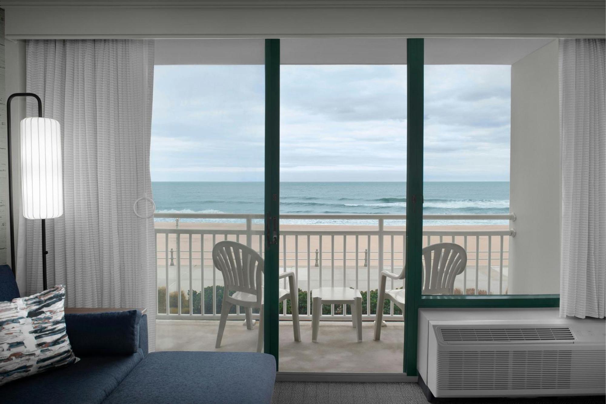 Courtyard Virginia Beach Oceanfront/South Exterior foto